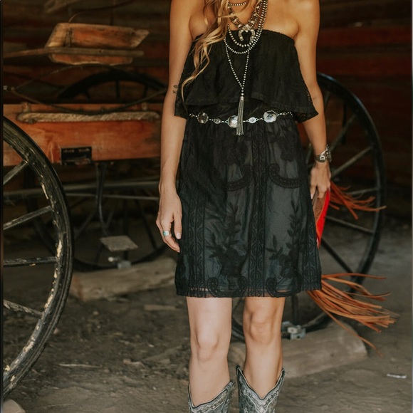 Lace Off Shoulder Dress - Picture 2 of 3